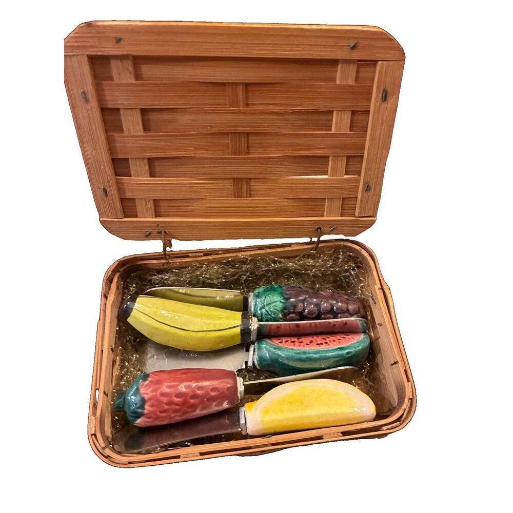Vintage/Retro 5pc Fruit Handle Spreader Set w/ Wooden Basket Case